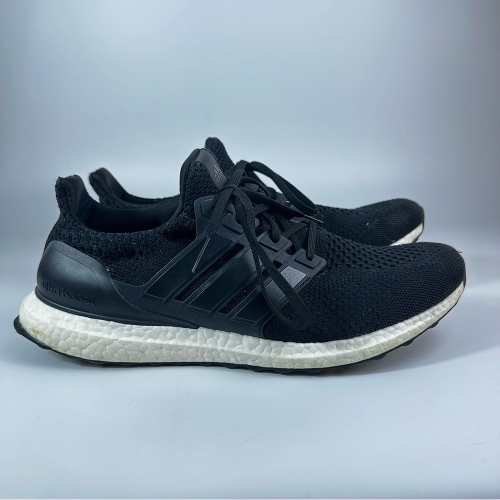 adidas Ultra Boost Men's Black Running Shoes with White Midsole